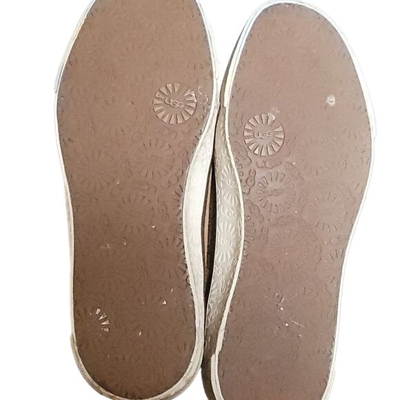 UGG Australia Women's ARIANI Moccasin Ankle Boots Sneakers Size 7 - Picture 9 of 10